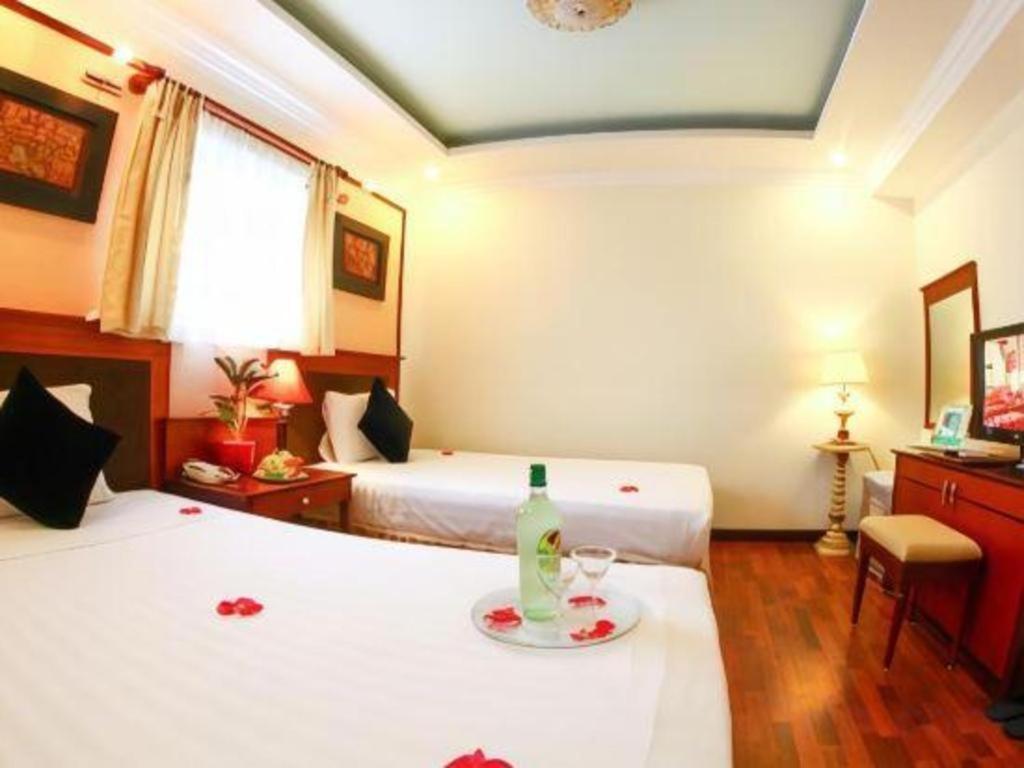 Atrium Hanoi Hotel Exterior photo
